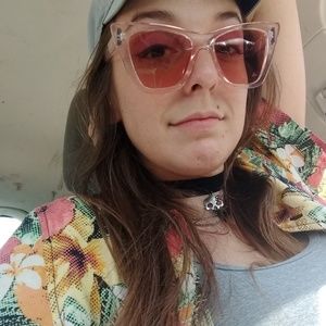 Meet your Posher, Marisa